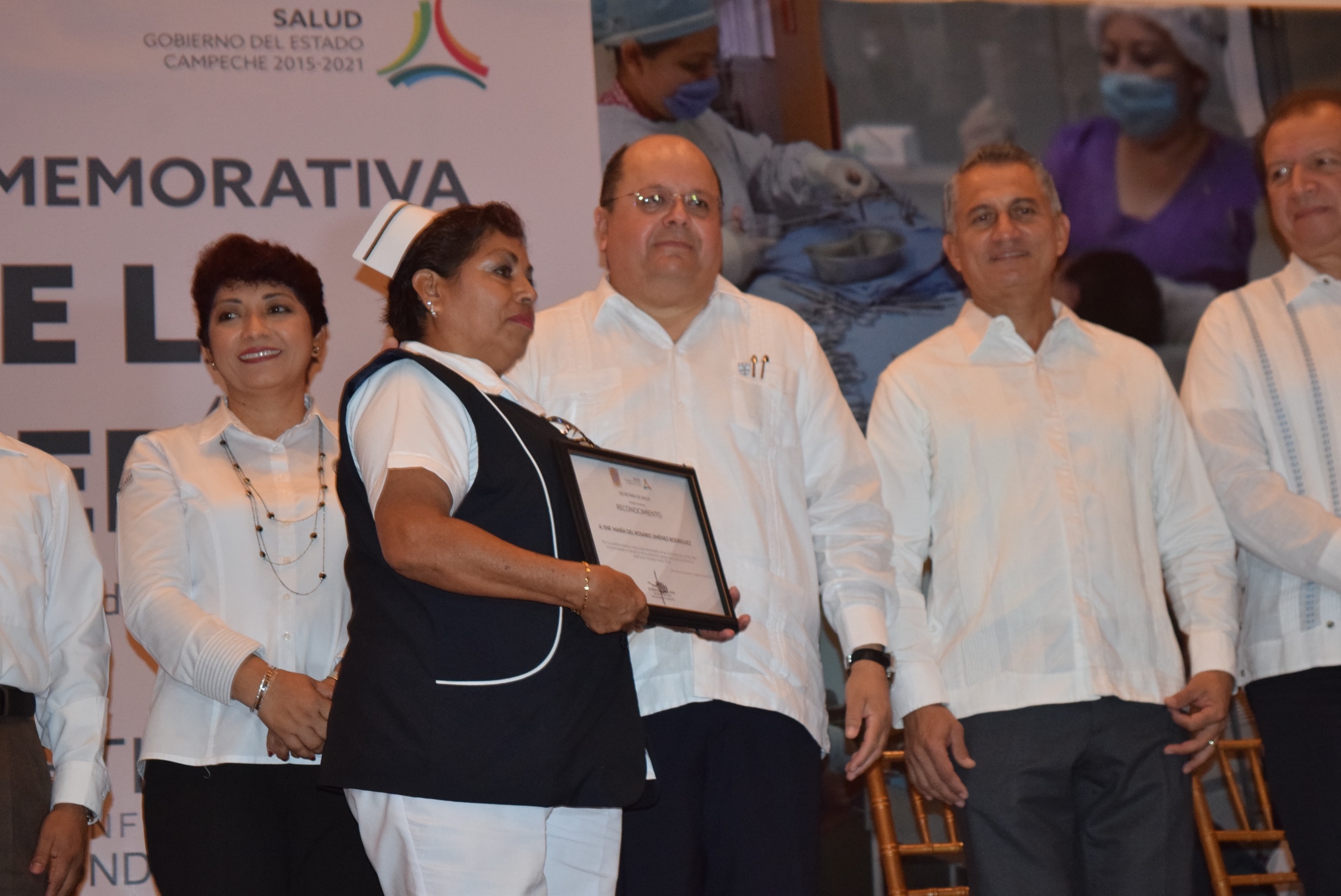 Autoridades reconocen labor de especialistas